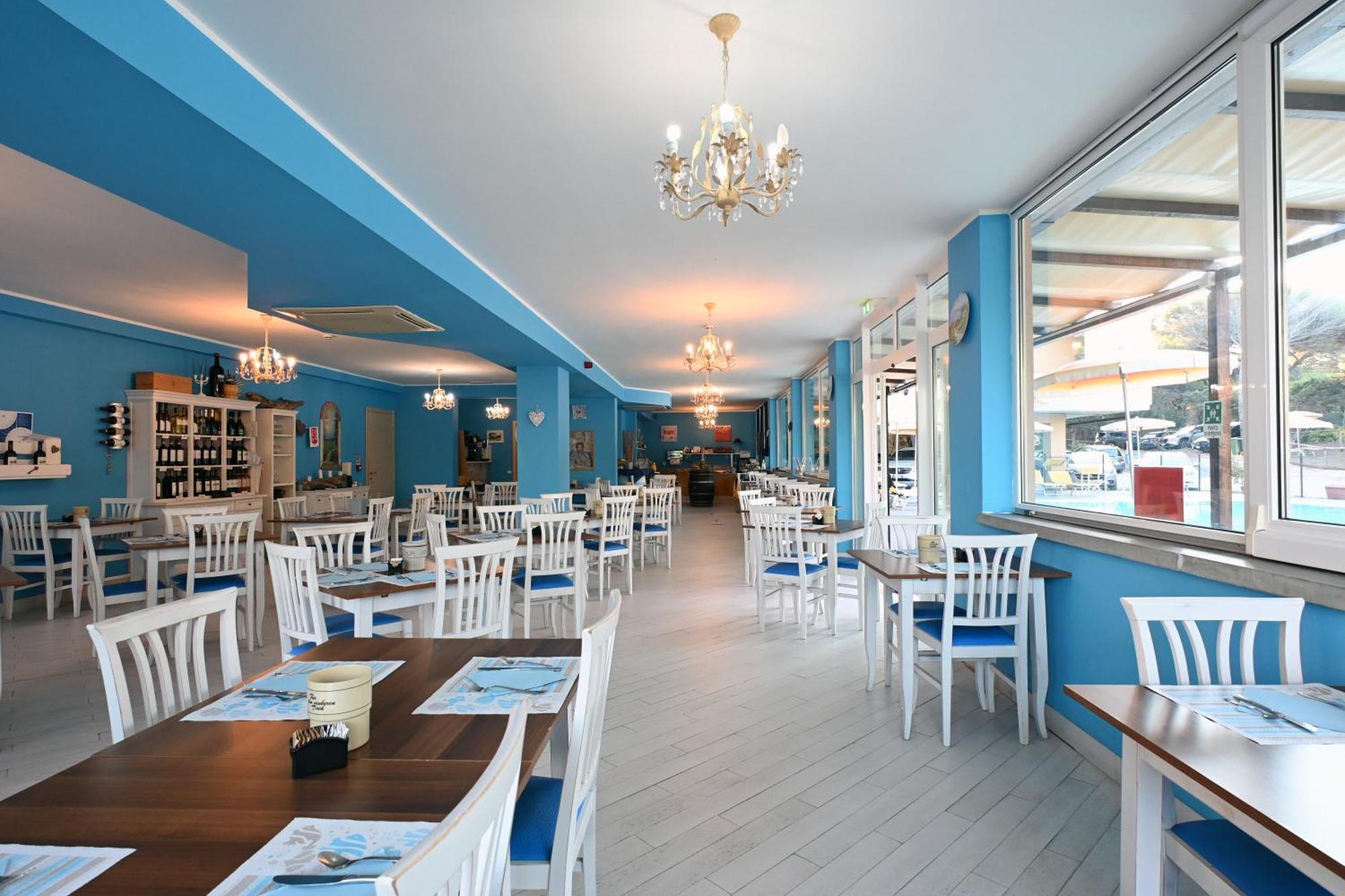 Hotel Paradiso Verde Marina Di Bibbona Ngoại thất bức ảnh